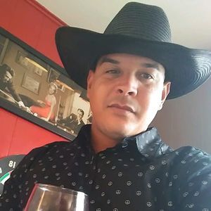 Meet your Posher, Roberto